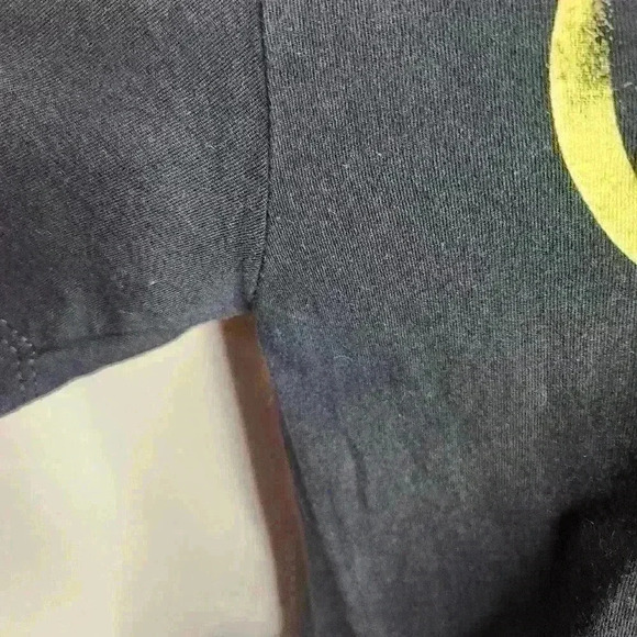 Batman unisex graphic tee DC comics batman size small - Picture 4 of 5